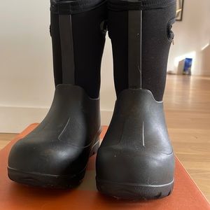 Bogs boots size 13 kids